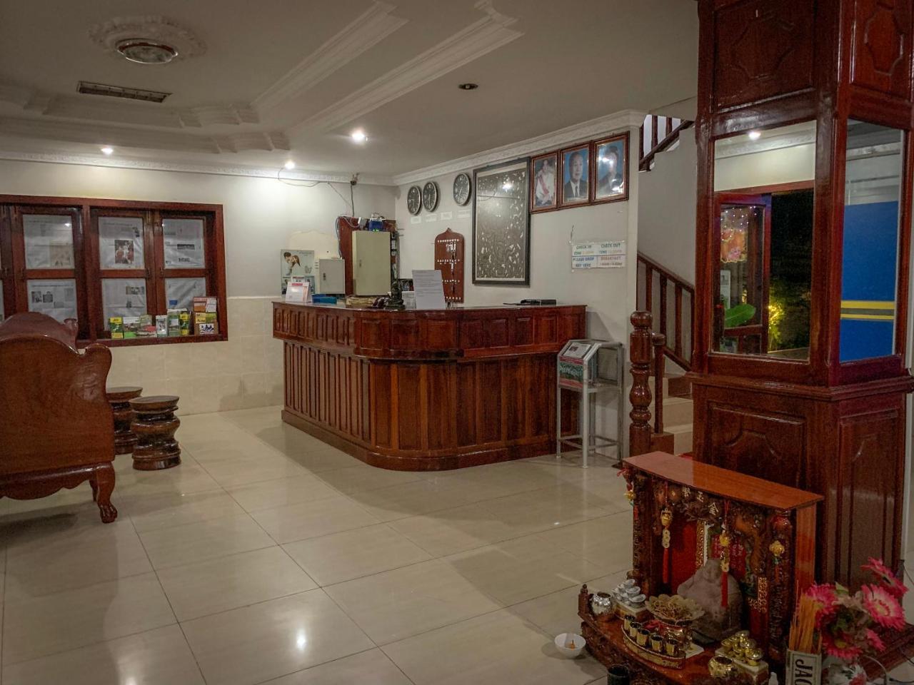 Damnak Riverside Villa Siem Reap Luaran gambar