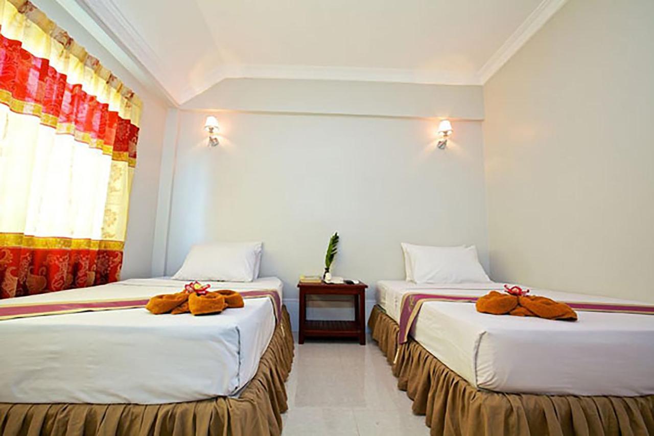 Damnak Riverside Villa Siem Reap Luaran gambar