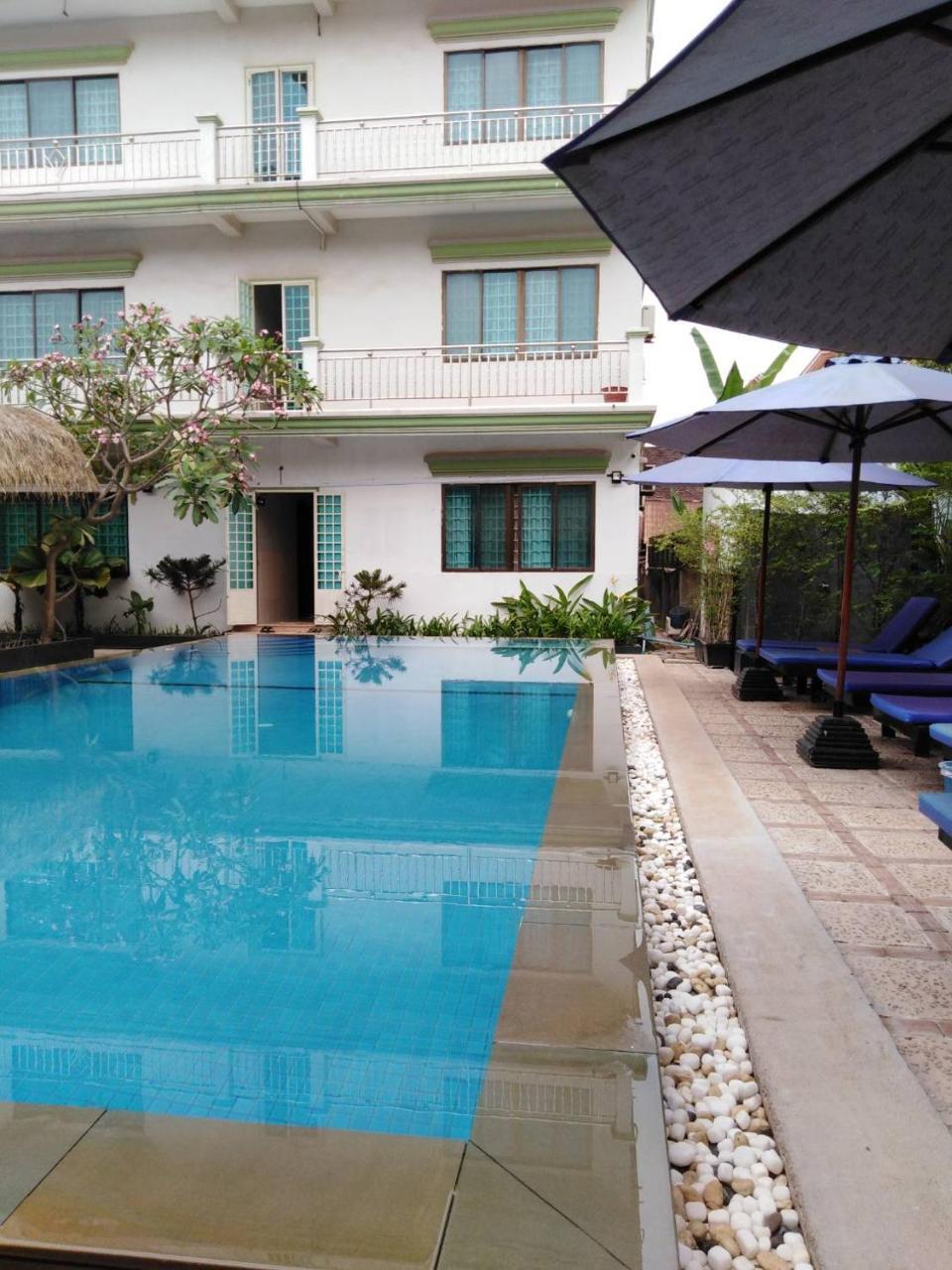 Damnak Riverside Villa Siem Reap Luaran gambar