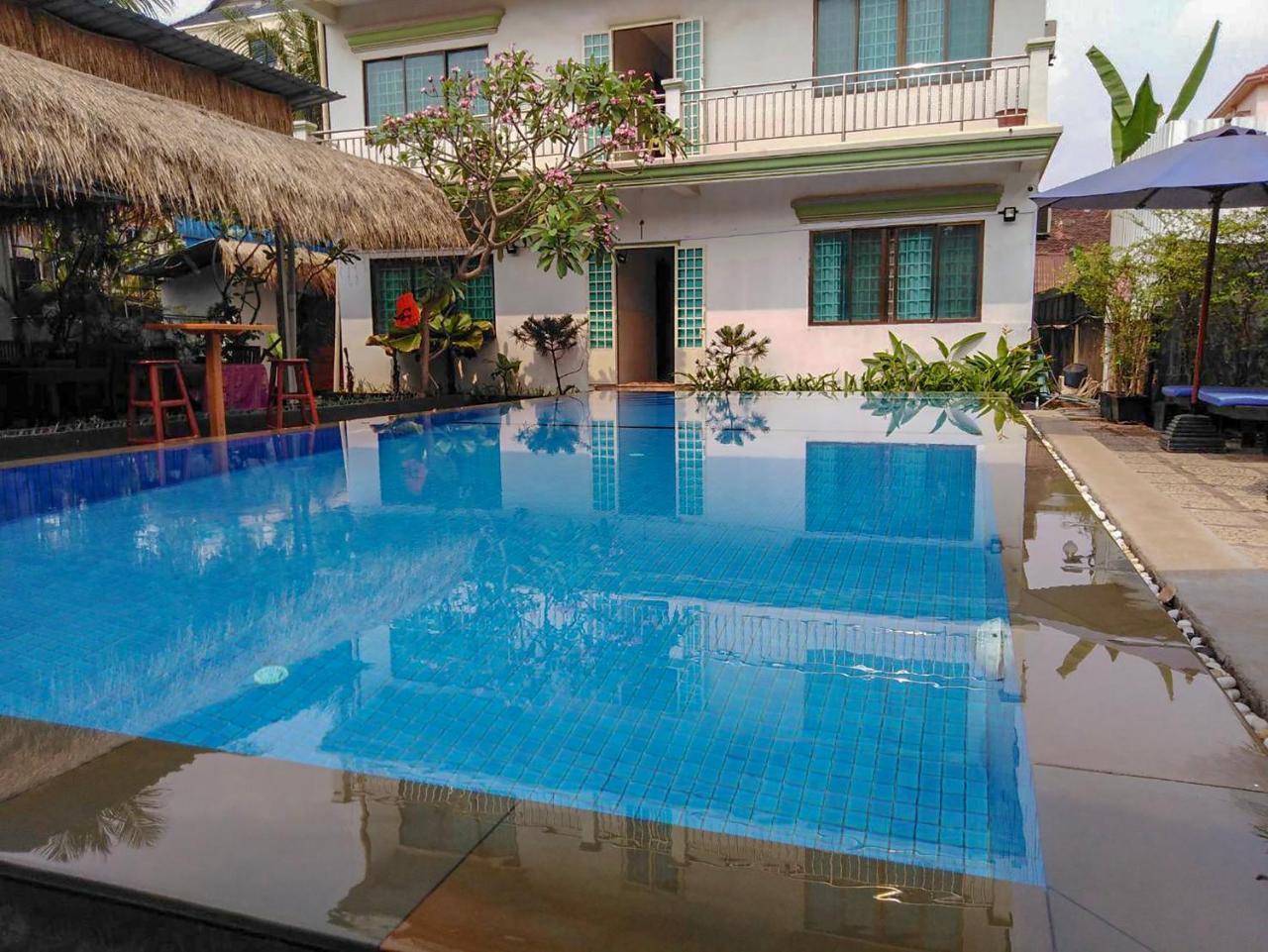 Damnak Riverside Villa Siem Reap Luaran gambar